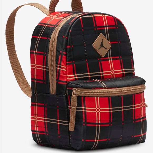 Jordan Quilted Mini Daypack
Backpack (6L) - Picture 3 of 10